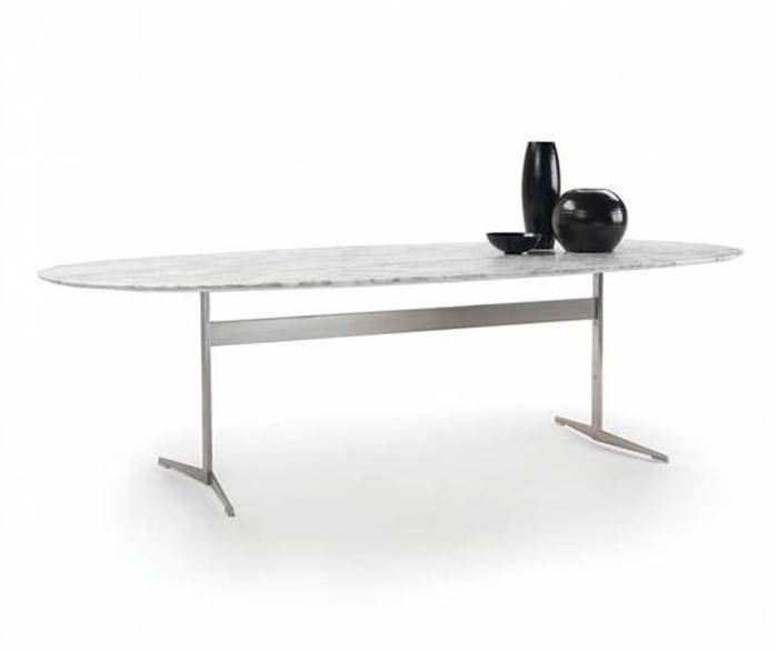 FLY DINING TABLE